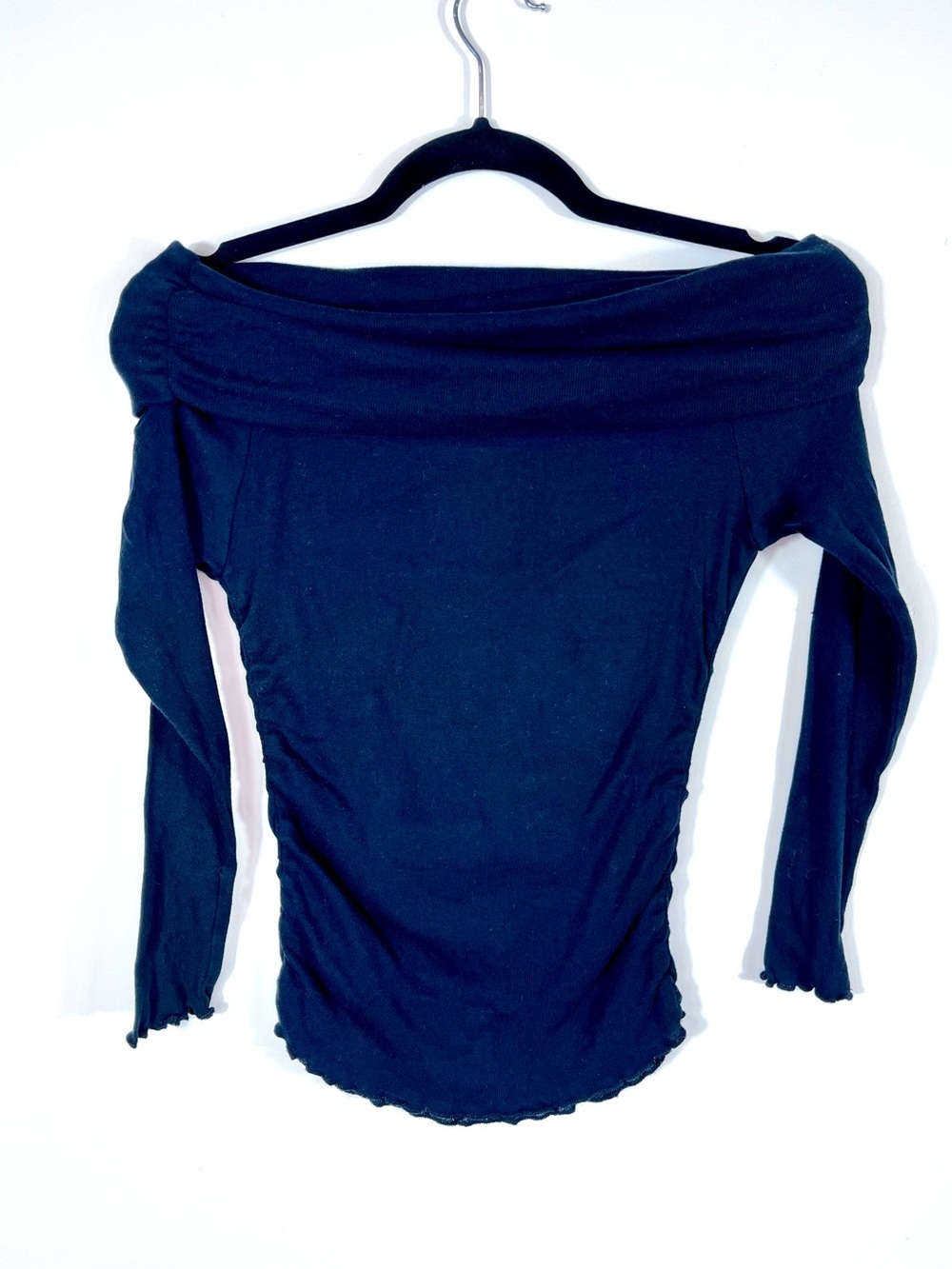 Zara black off shoulder women’s small ruched long sleeve top blouse